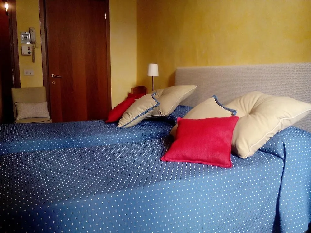 Hotel Tourist House Florence 3*,
