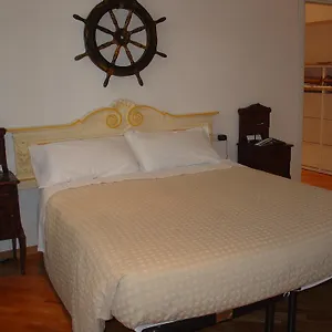 ** Bed & Breakfast City's House Italy