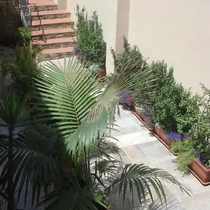 Il Giardino Segreto 2*, Cagliari Italie