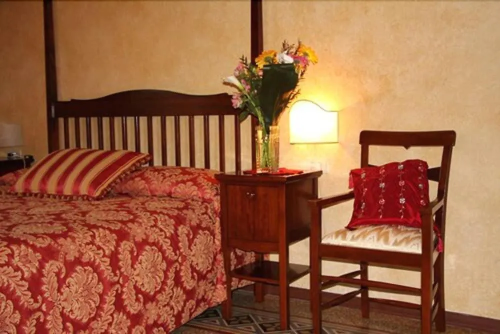 ***  Hotel Tourist House Florence Italy