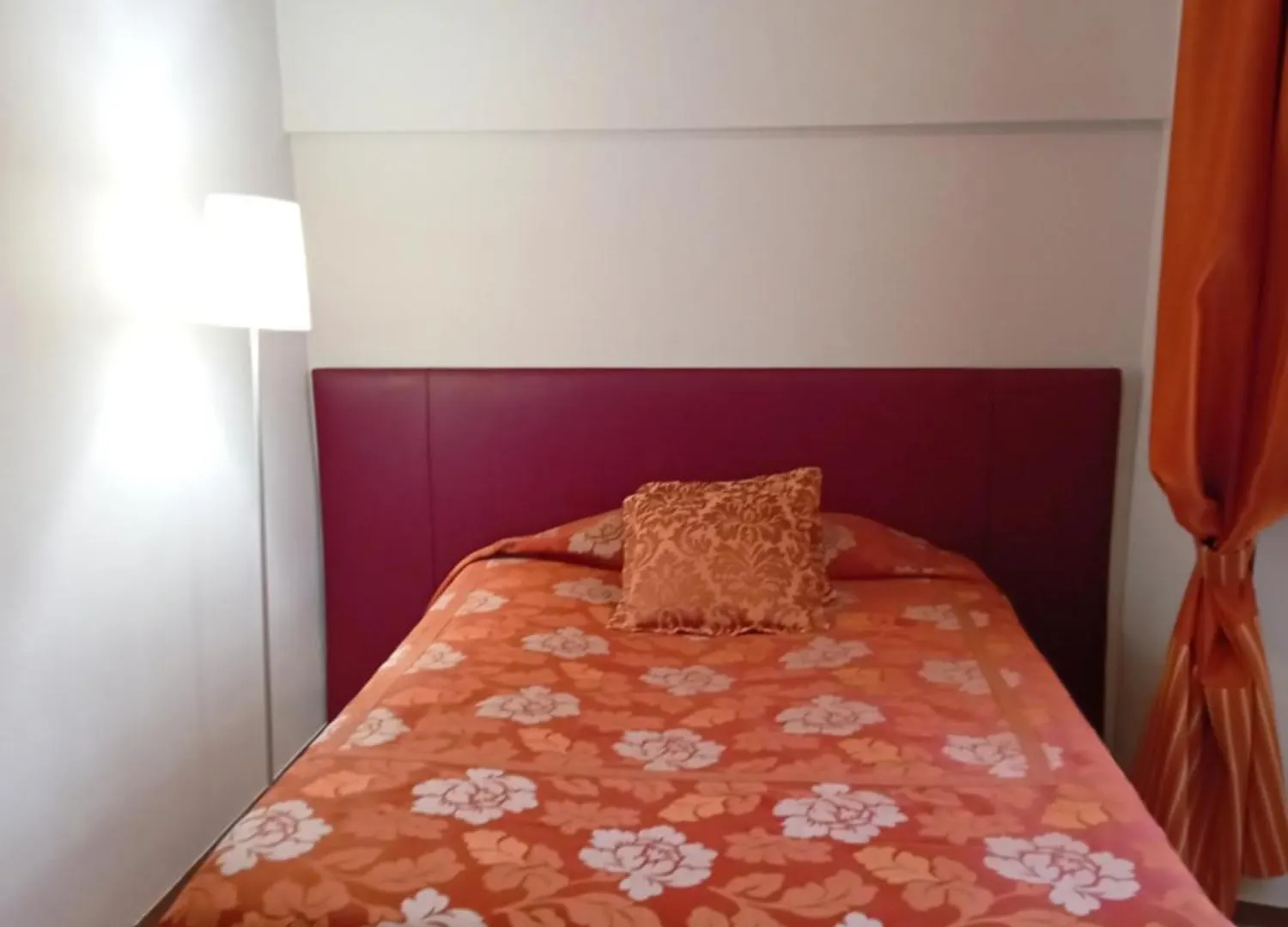 ***  Hotel Tourist House Firenze Olaszország