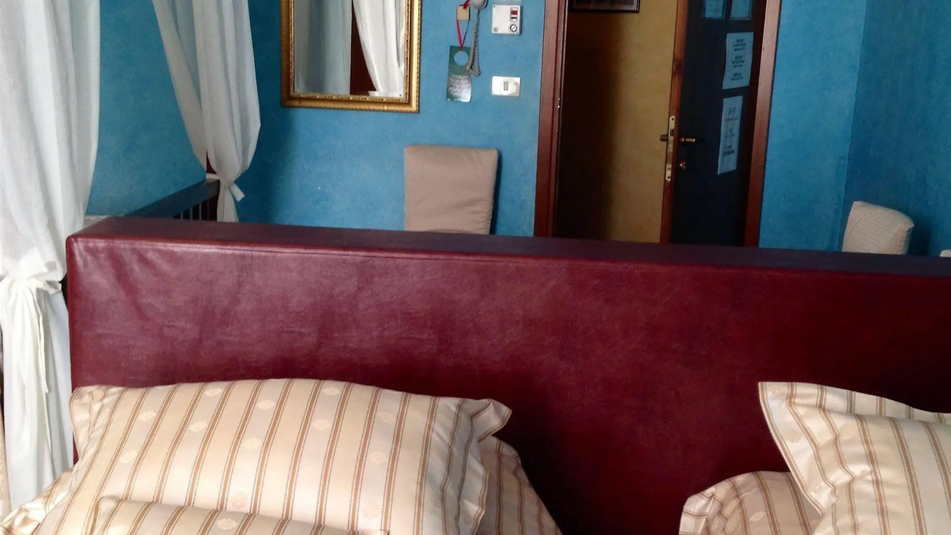 Hotel Tourist House Florence Italy